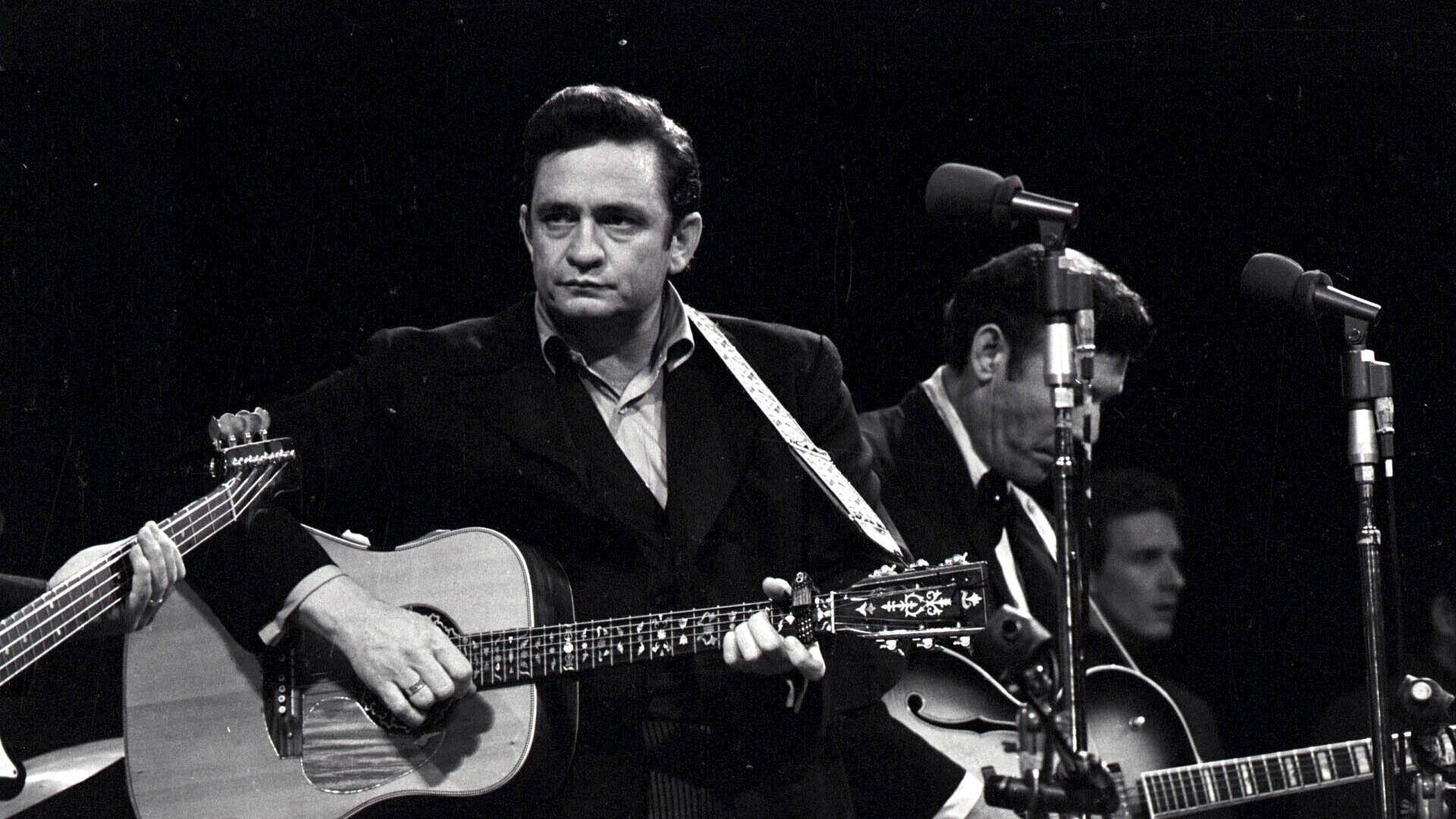 Джонни кэш слушать. Johnny Cash. Johny Cash 1995. Johnny Cash 2008. Джонни кэш фото 2003.