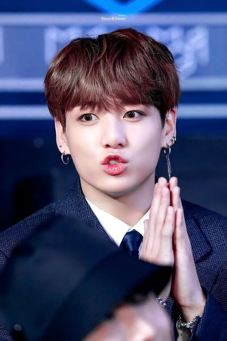 Где чонгук из bts. Чон чонгук. бтс чон чонгук. чан бтс. чб чг чонгук.