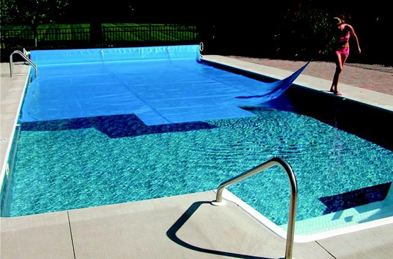 Every pool. Обложка бассейн. swimming pool обложка. сматывающее устройство для круглого бассейна. polyethylene swimming pool.