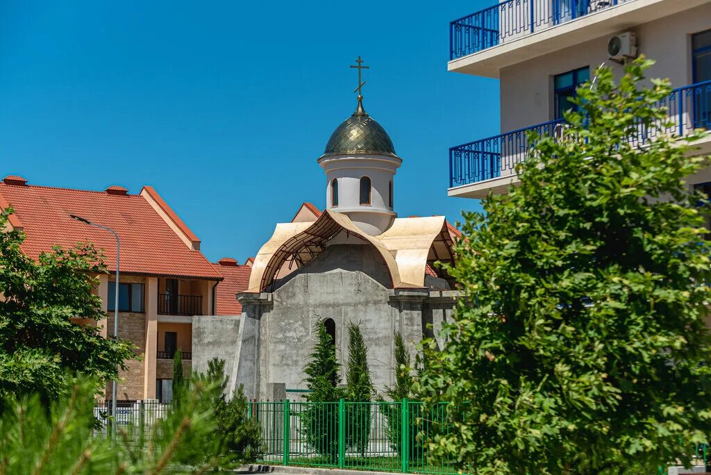 черноморская т. черноморская т. черноморское жилье. черноморское крым отели. гостевой дом витязь морское.