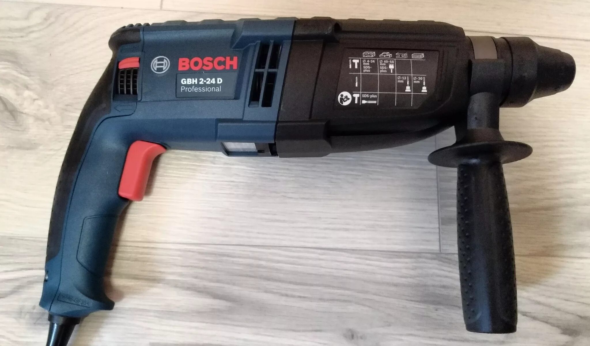 Bosch GBH 2-24 D. Перфоратор Bosch GBH 2-24d professional. Перфоратор бош 2-24. Bosch GBH 2-24 D professional.