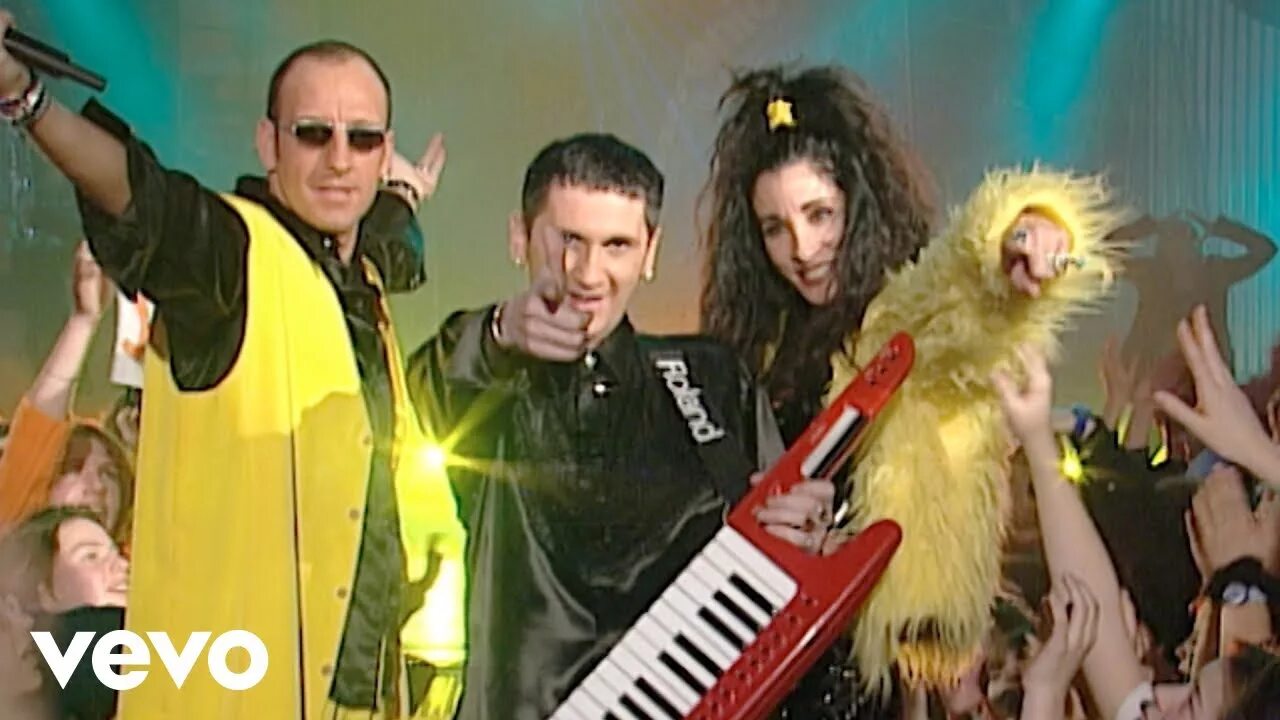 Masterboy show me colours. Мастер слушать. Masterboy обложка альбома. Masterboy colours. Masterboy show me colours.