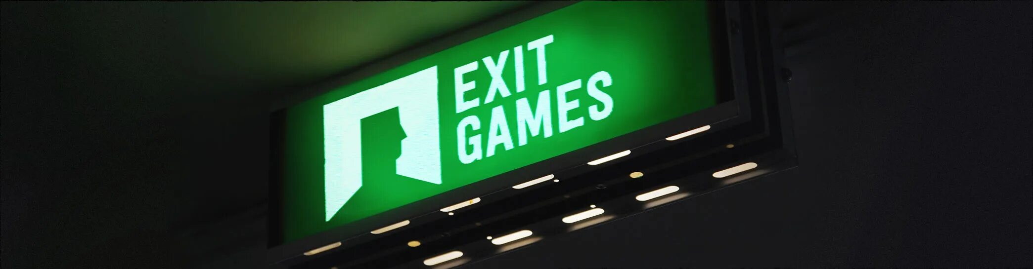 Exit 8 играть. EXITGAMES логотип. Экзит геймс. Экзит геймс Москва. Exit games Оренбург.
