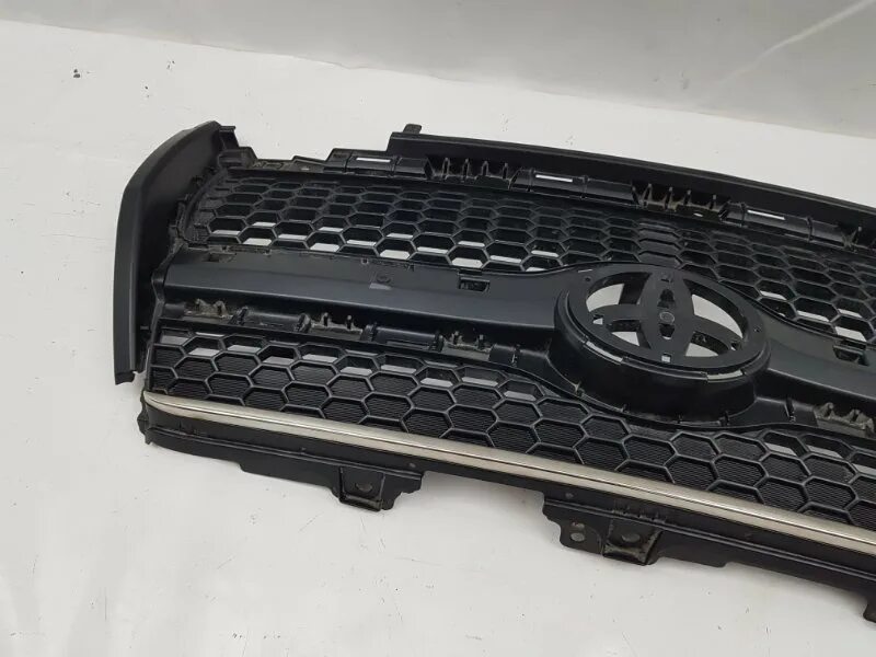 решетка радиатора на рав 4. решётка радиатора таета клюгер. решетка радиатора рав 4 5310142370. решетка радиатора на рав 4. решетка радиатора тойота рав 4 2011.