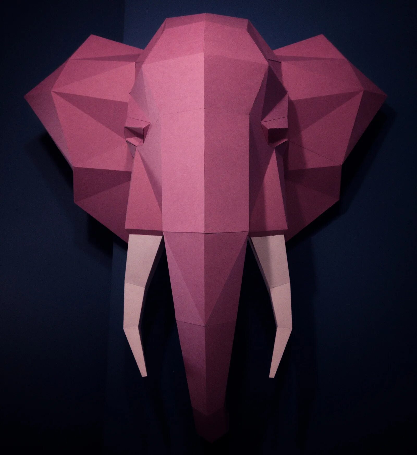 Поли бумага. Паперкрафт Low Poly. Полигональная модель. Лоу Поли моделирование. Полигональный слон.