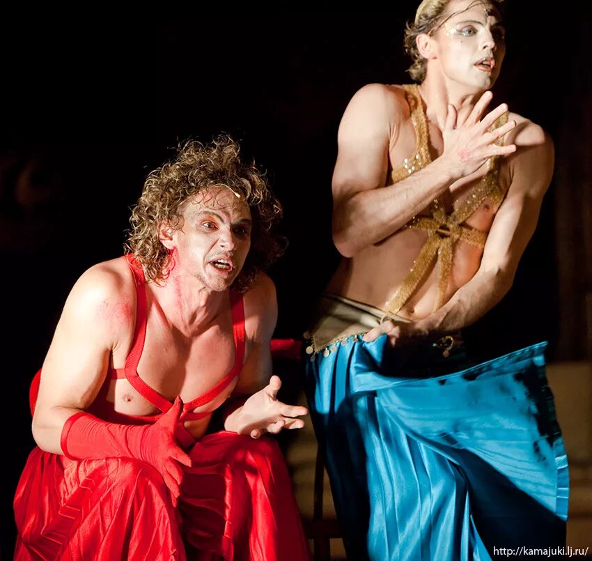 Театр виктюка служанки. Актер бозин виктюк. Театр виктюка отзывы. Театр виктюка отзывы. Театр виктюка отзывы.