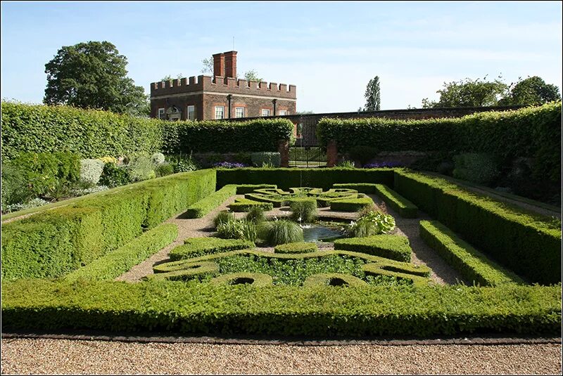 королевские сады (jardines del real) в валенсии. херренхаузенские сады ганновер. парк херренхаузен в ганновере план. королевские сады гормандера enshrouded. королевский сад.