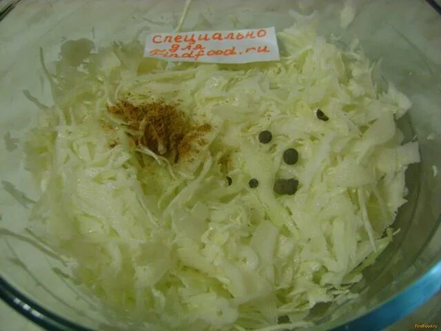 Тушеная капуста белая. Капуста тушеная в сливках. Капуста тушеная в сливках. Капуста тушеная в сливках. Тушеная капуста в сливочном соусе магги.