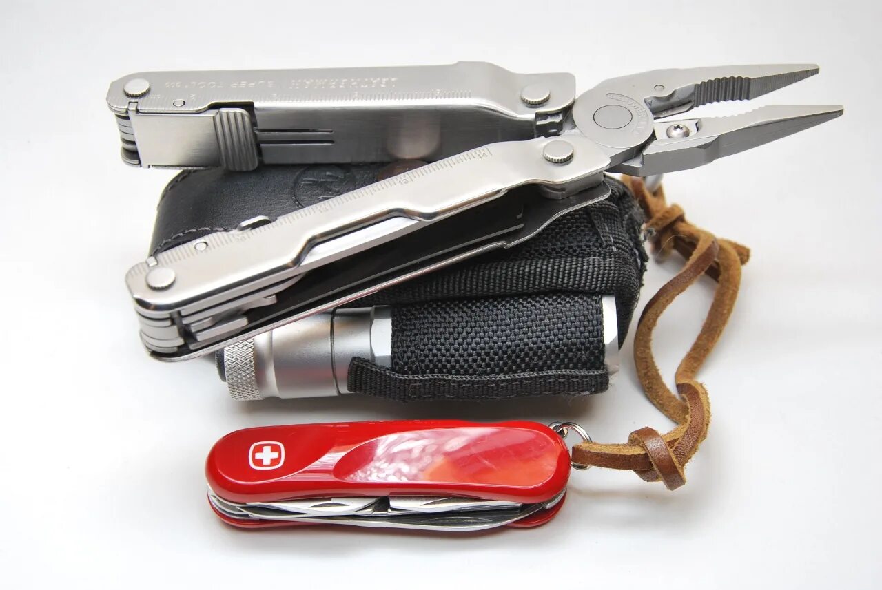 Мультитул gerber truss. Мультитул coghlan's 9690. Мультитул реклама. Leatherman wave plus 832531. Как выбрать мультитул.