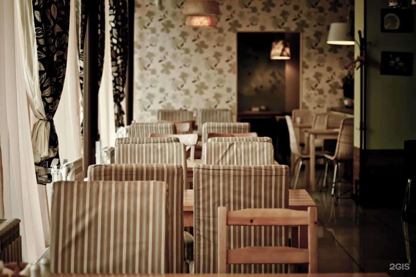 кафе миндаль воскресенская 55. кафе миндаль петрозаводск. кафе миндаль европейский. миндаль ресторан махачкала. миндаль ресторан махачкала меню.