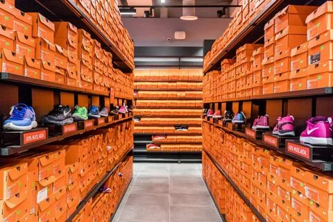 Магазин найк в москве outlet nike