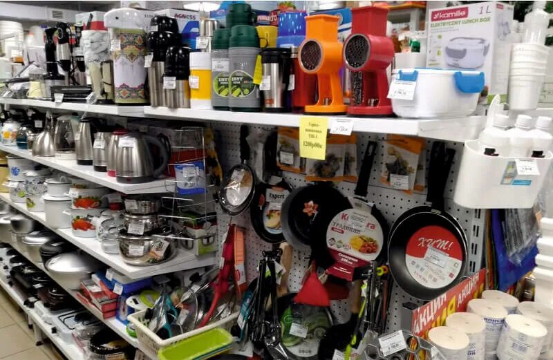 Промтовары. Ижевск улица строителей магазин. Ижевские хозтовары от производителя. Хозтовары. Магазин электрики в ижевске.