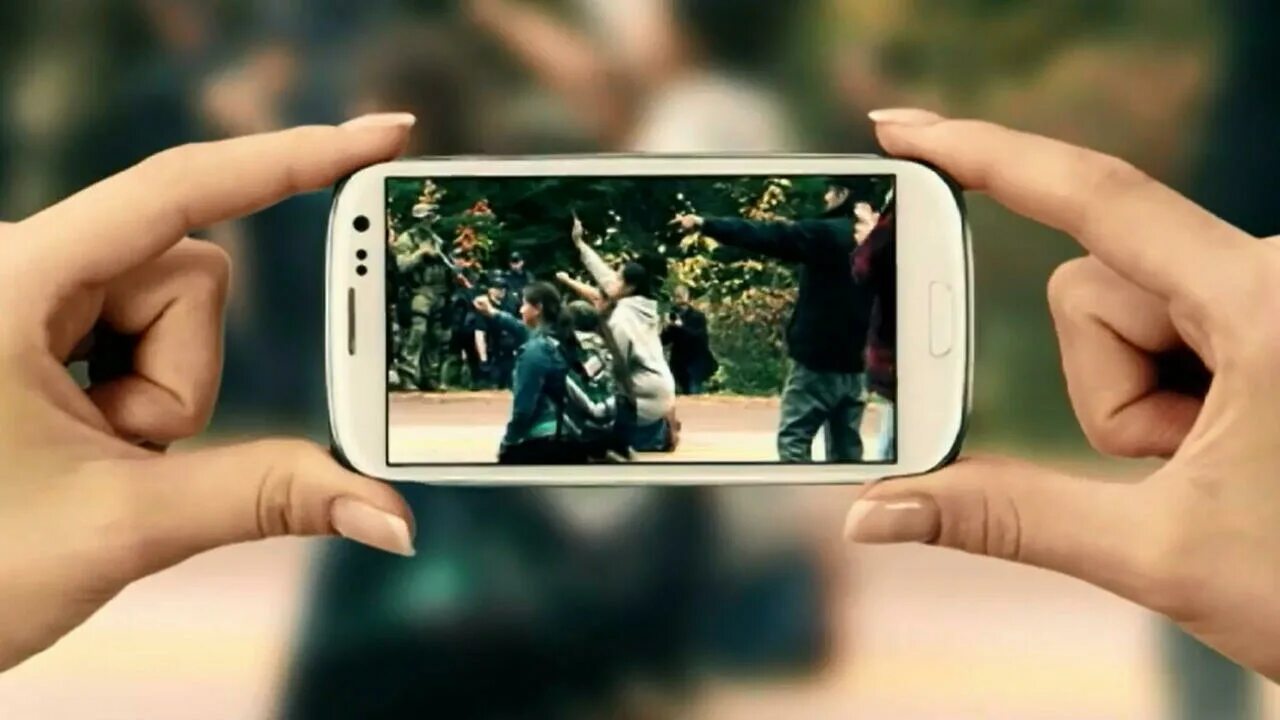 Как найти видео на смартфоне
