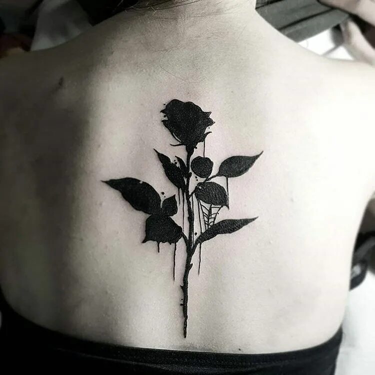 Что значит тату черно. Розы темные тату.