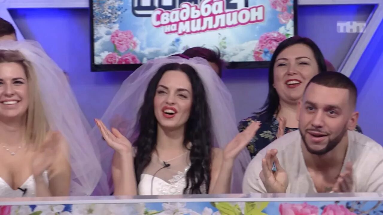 Дом 2 свадьба на миллион 2015. Дом 2 свадьба на миллион. Дом 2 свадьба на миллион логотип. Дом 3 заставка. Дом 2 свадьба на миллион.