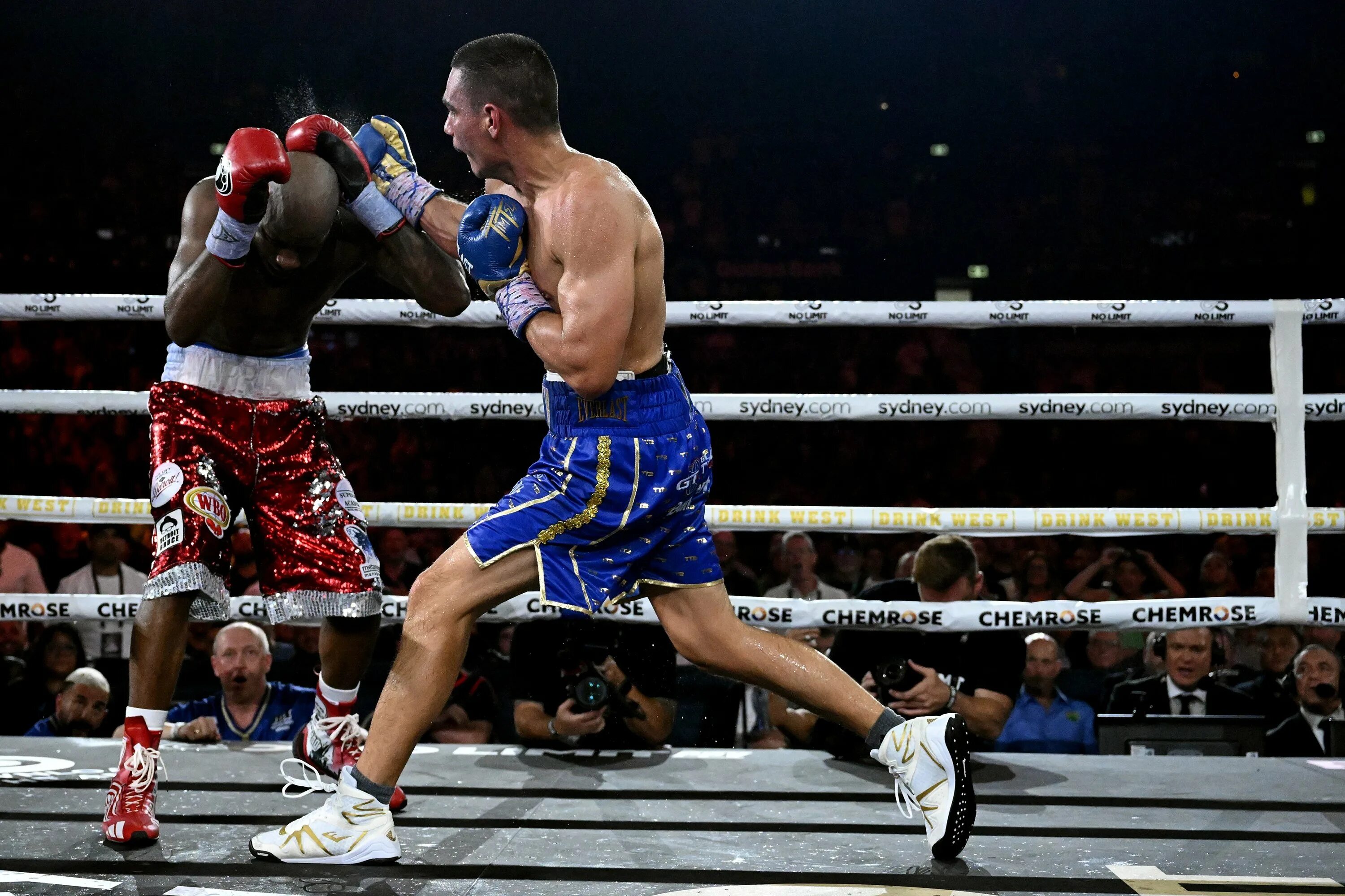 Братья кличко (виталий и владимир). Братья кличко (виталий и владимир). Братья кличко фото. Братья бакстер ривердейл. Боксер тимофей цзю.