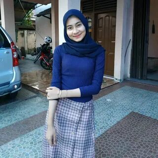 Koleksi 99++ Hijabers cantik Lokal (Ririn Putri Anjani) 