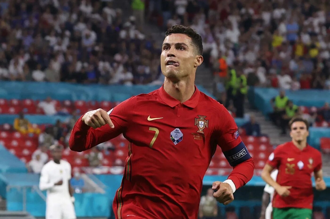 2024 картинка. Чемпионат европы по футболу 2024. Why italy?. Кубок евро 2024. Роналду в португалии 2023.
