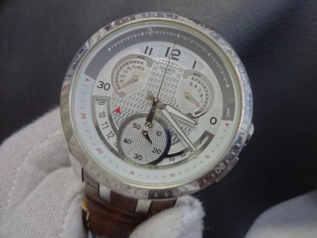 Cold hour. Swatch retrograde yrs403 irony. Swatch retrograde yrs400g. Swatch yrs403. Cold hour.