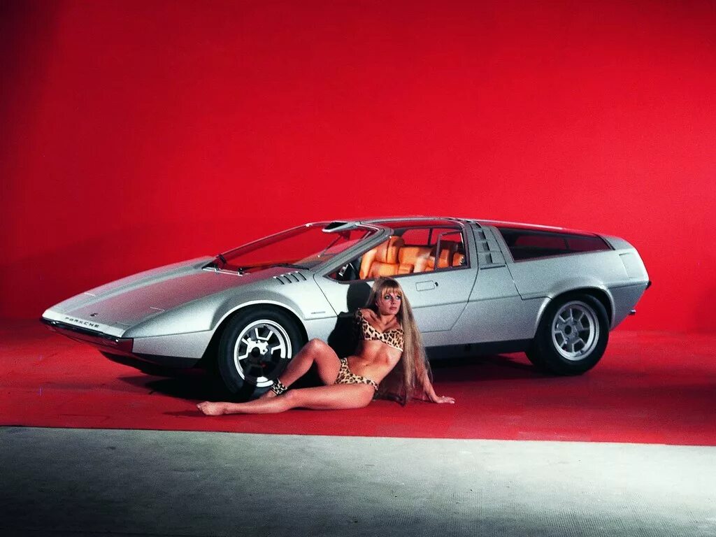 Страшная реклама авто. 1970 Volkswagen Concept Tapiro. Джорджетто Джуджаро автомобили. Porsche 80s. Tapiro Порше.