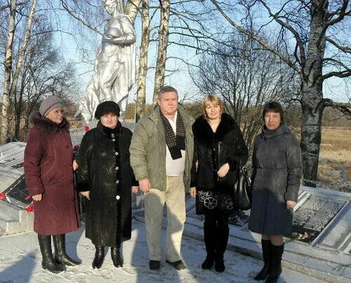 Учитель 91 школы чечулина к. Чечулино. Погода в чечулино. Д чечулино великий новгород. Люди из чечулино новгородская область.