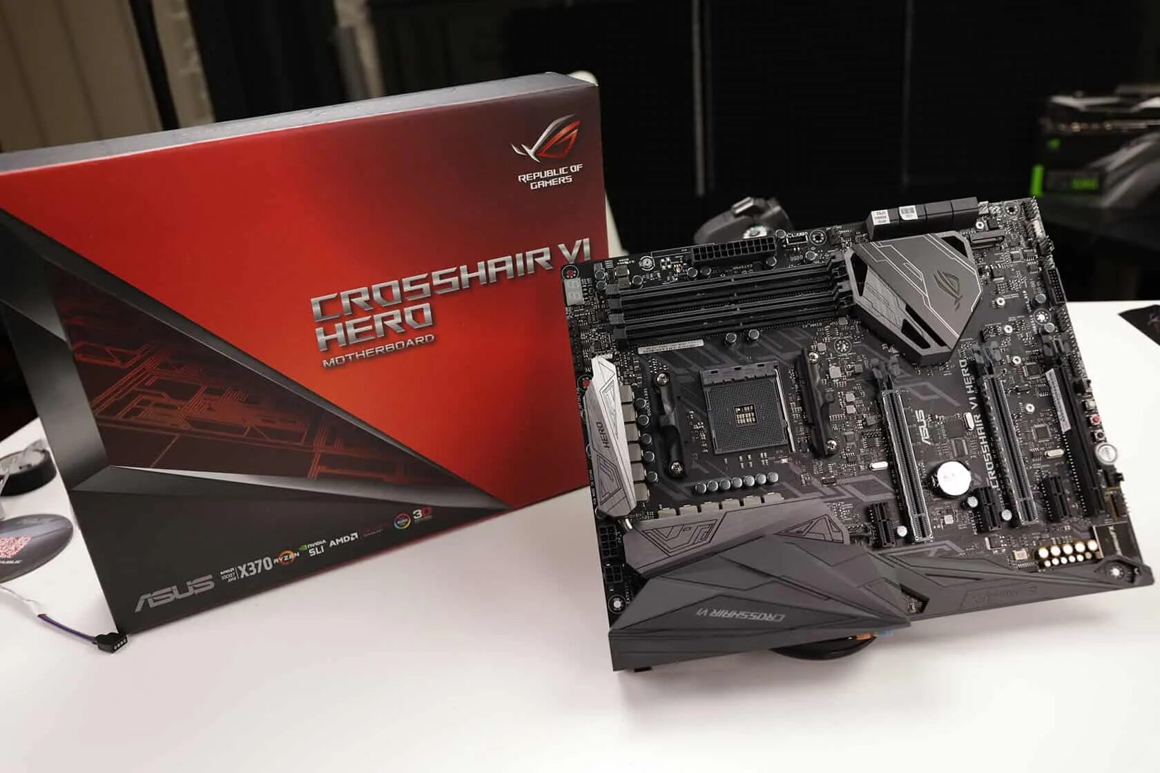 ASUS ROG Crosshair vi Hero x370. ASUS ROG Hero 6. ASUS ROG Crosshair vi Hero. Am4 ASUS ROG Crosshair vi Hero. Asus crosshair купить