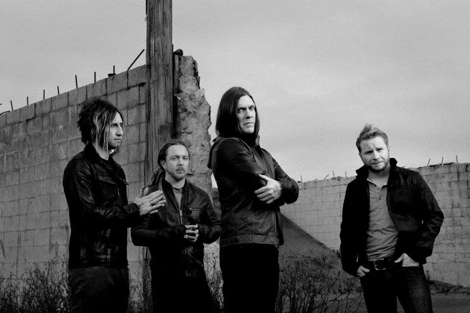 Shinedown. Son of sam shinedown. Shinedown. Shinedown рок-группа. Группа shinedown.