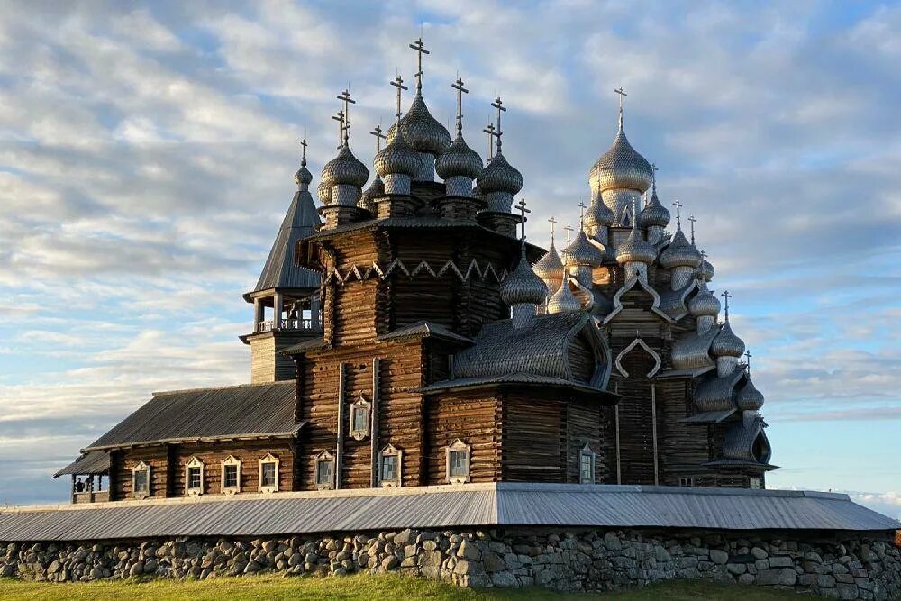 Преображенская церковь фото