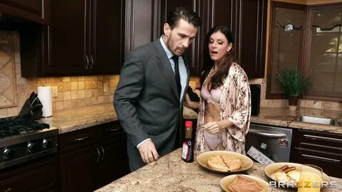 Breakfast Squirt Break - India Summer, Manuel Ferrara.
