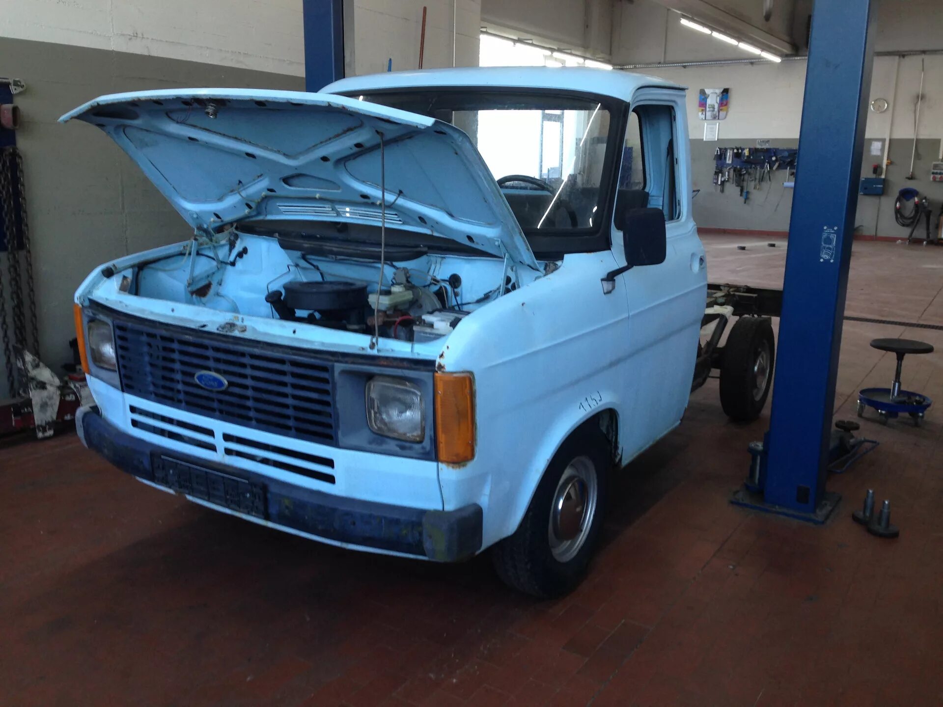 Купить запчасти на форд транзит. Ford Transit mk2. Ford Transit mk2 Pickup. Ford Transit 2. Форд Транзит mk2 1985.