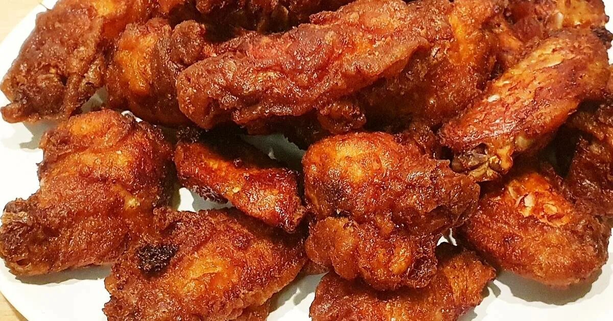 куриные крылышки чикен. рецепт крылышек в кляре. Spar кляр для куриных крылышек. куриные крылья во фритюре. жареная курица во фритюре.