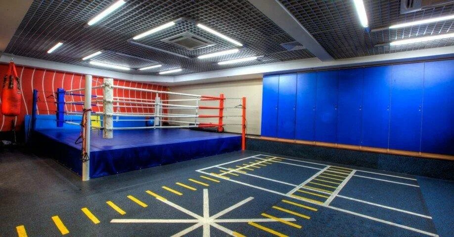 Спорт лайф санкт петербург цена. Спортлайф Варшавский экспресс. Варшавский экспресс Санкт-Петербург бассейн. SPORTLIFE, Санкт-Петербург, набережная Обводного канала. Спортлайф Санкт-Петербург набережная Обводного канала.