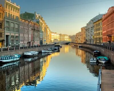 St. Petersburg kanalları