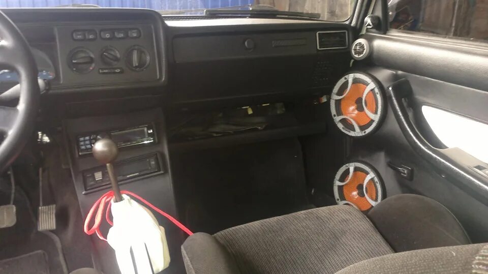 Проект из 2107 под музыку Продолжение фронта) Lada 21074, 1,6 л, 2007 года автозвук DRIVE2