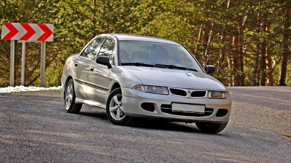 Mitsubishi carisma 1995 года. 8. 8. митсубиси каризма 2001. мицубиси каризма 1.