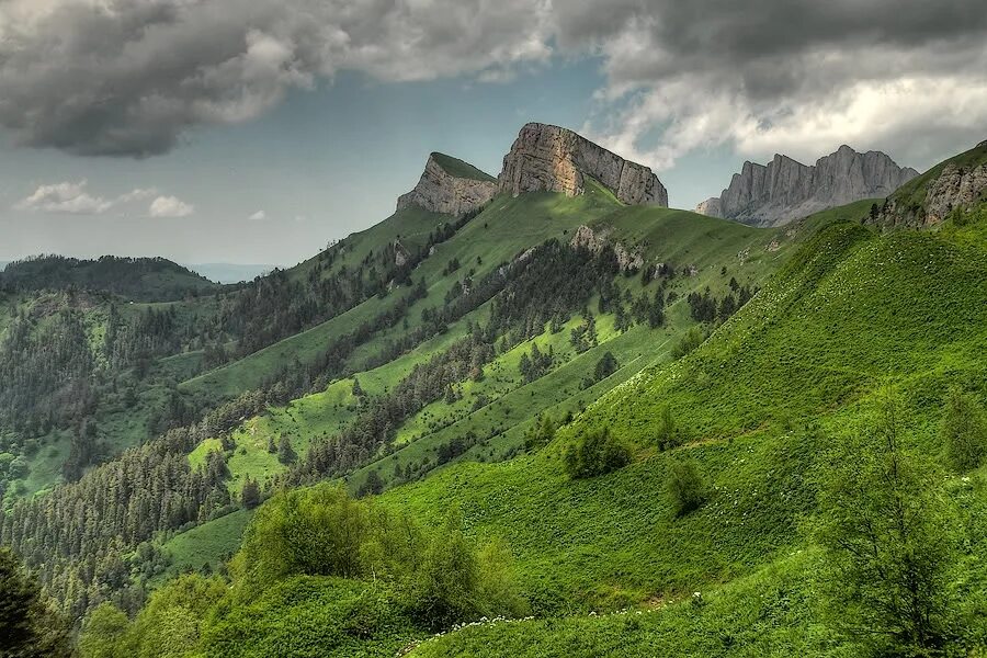 климат в горах северного кавказа. уральские и кавказские горы сравнение. ландшафт дагестана. гора ставри кая. горы дагестана джирабачи.