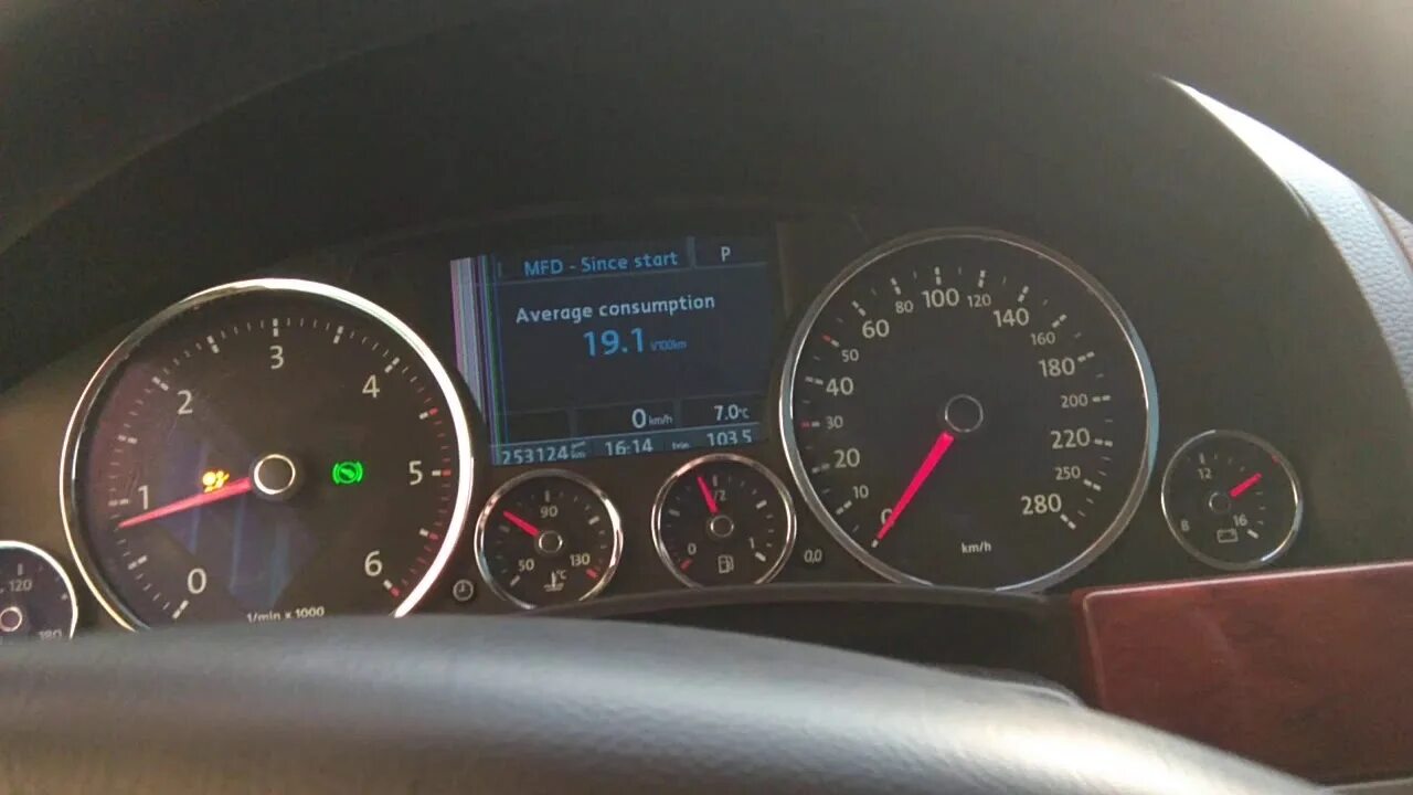 Vw touareg gp. Туарег гул при движении. Volkswagen touareg gp r20. Туарег гул. Первый туарег.