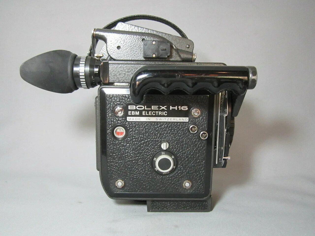 Bolex 16mm. Bolex h16 Reflex. Кинокамера супер 16.