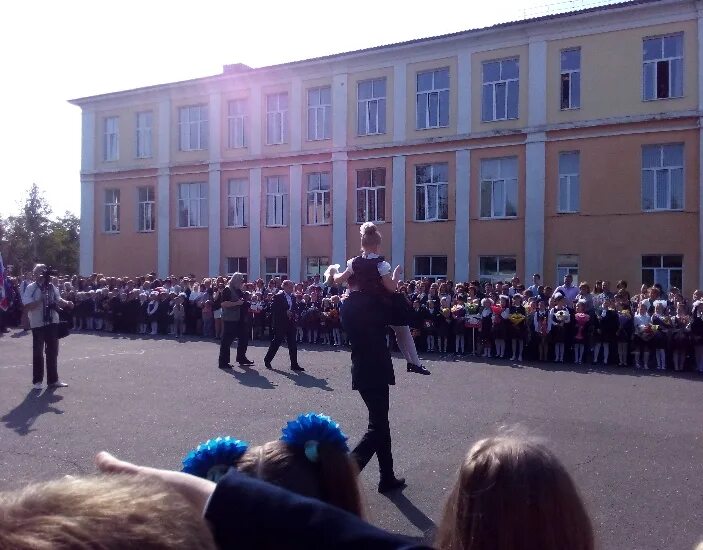 Гимназия 1 хабаровск. Гимназия 8 хабаровск. Гимназия 6 красноярск. Гимназия 6 красноярск фото. Гимназия 6 маршрут.