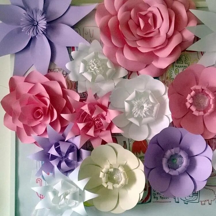 Обьемныецветыизбьумаги. Цветы из бумаги на прозрачном фоне. Подделкииз бумаги цветы. Объемные цветы. Цветы бумажные.