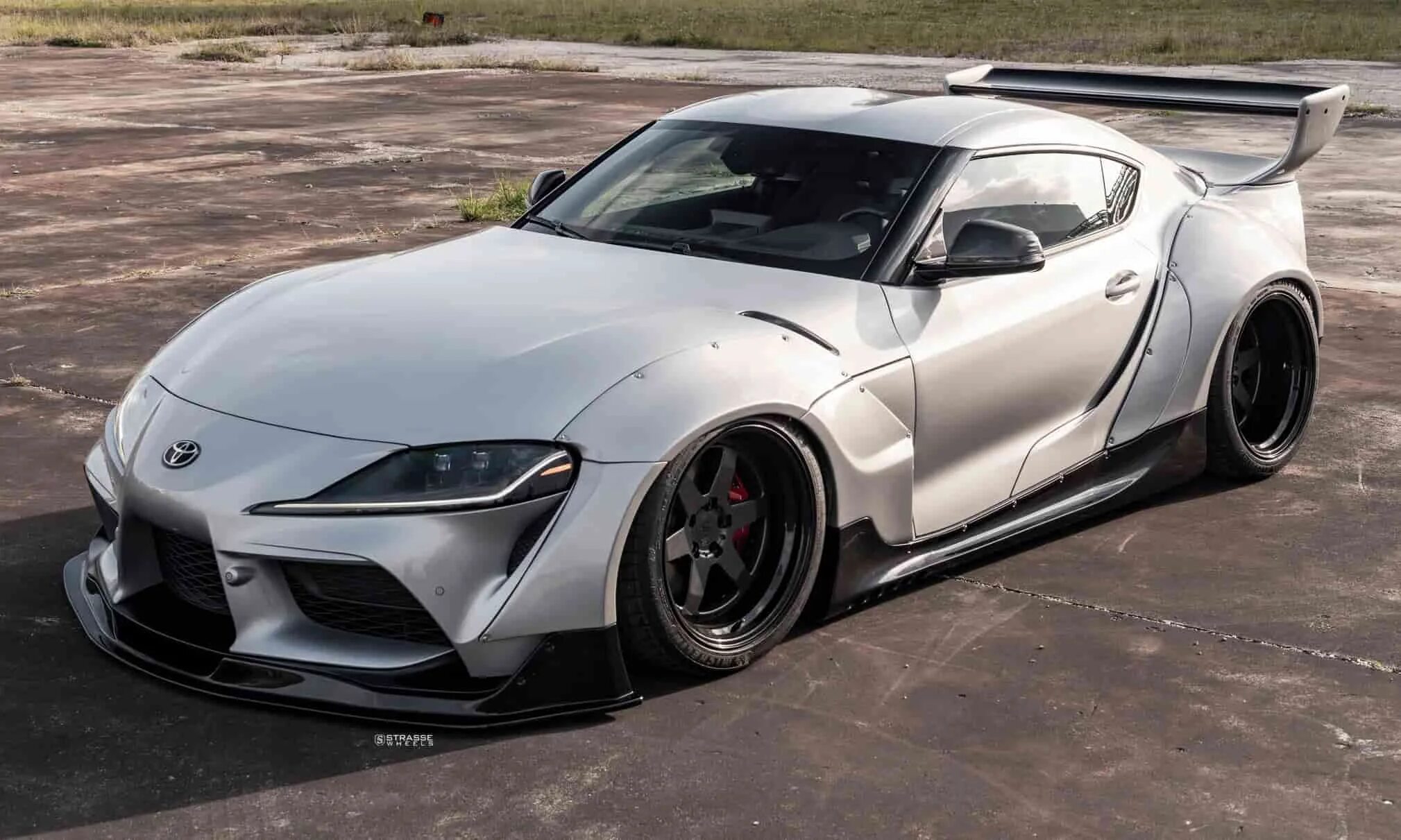 Как выглядит новая супра Toyota выпустила особую GR Supra по цене Porsche 911 Turbo Рамблер/авто