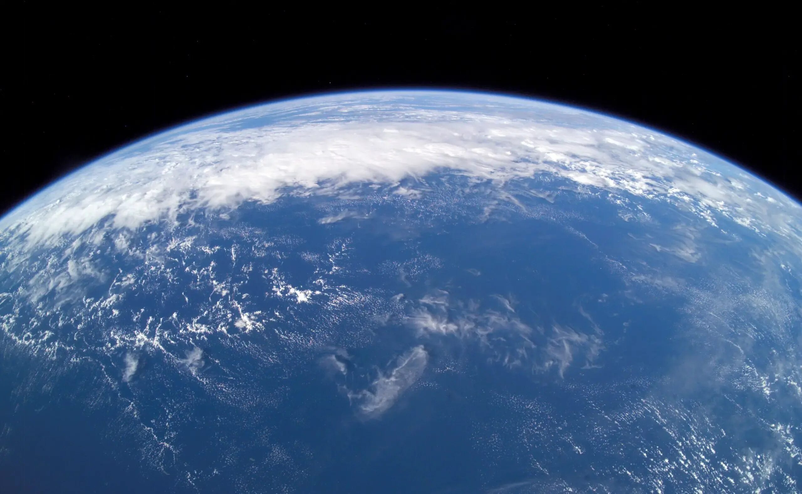 Планета океан название. О земле и космосе. Земля из космоса. Вид земли из космоса. Снимки планеты земля из космоса.