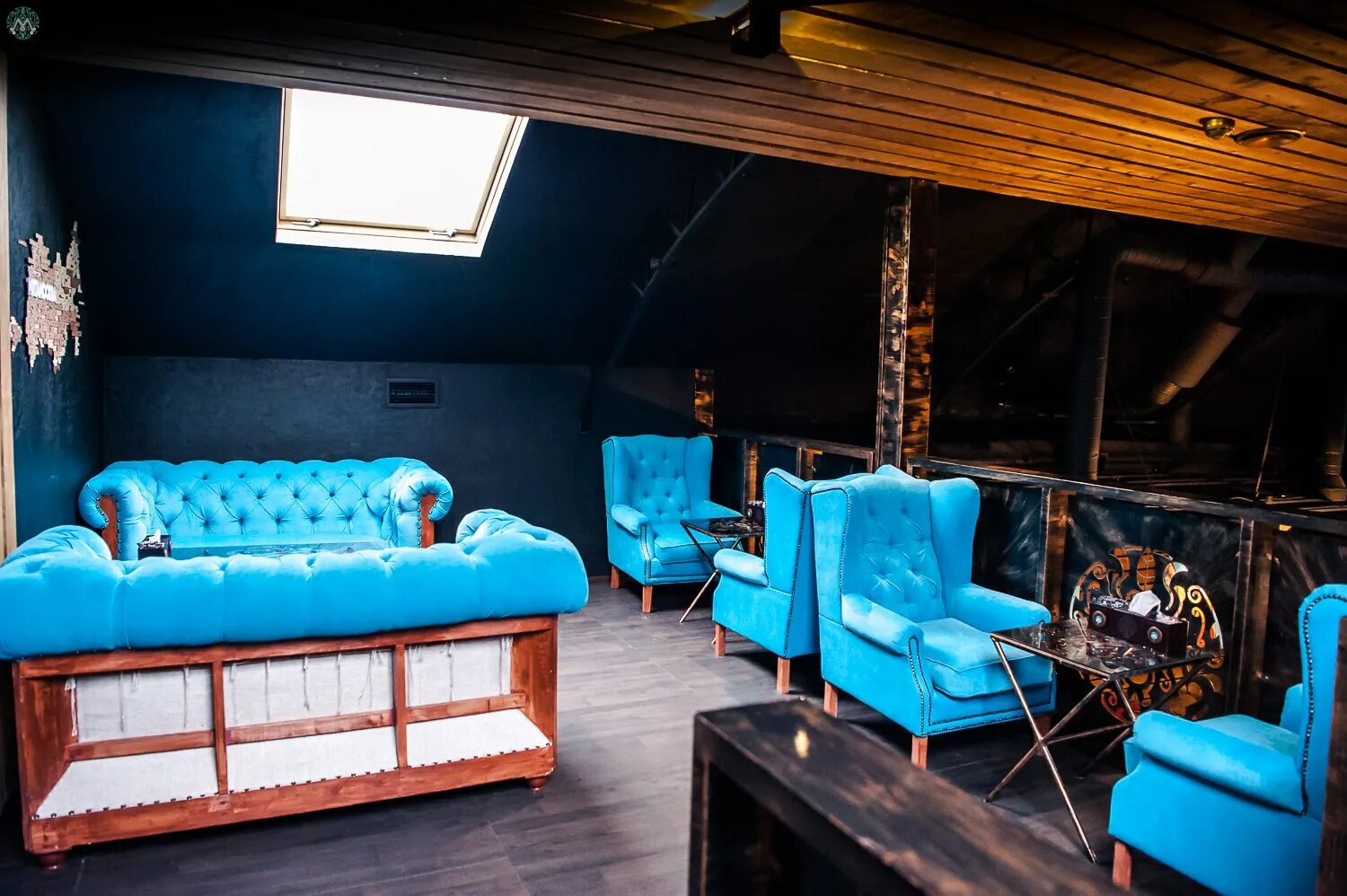 Кальянная красная. Кальянная красные ворота. Мята lounge проспект академика сахарова. Кальянная красные ворота. Лаунж мята ревда.