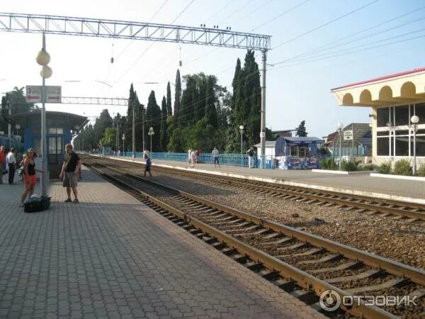 Вокзал жд в лоо - Фото