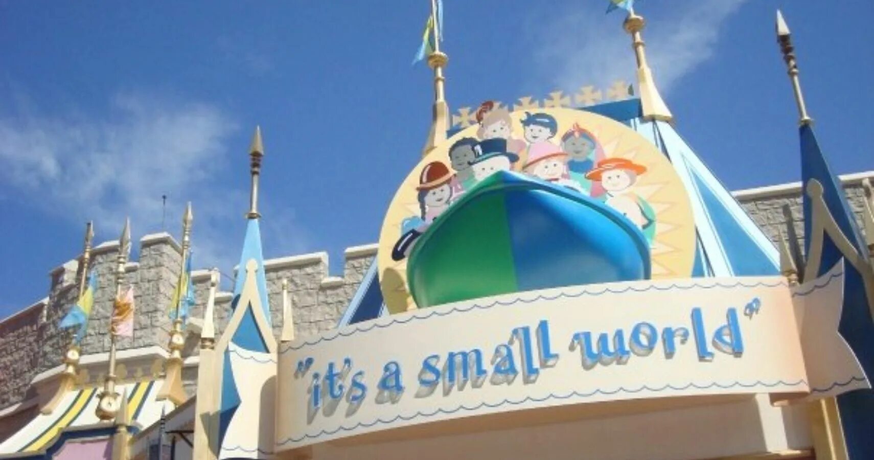 Small big World. It's a small World after. Сообщение this Magic World of Disney. Being your small World.