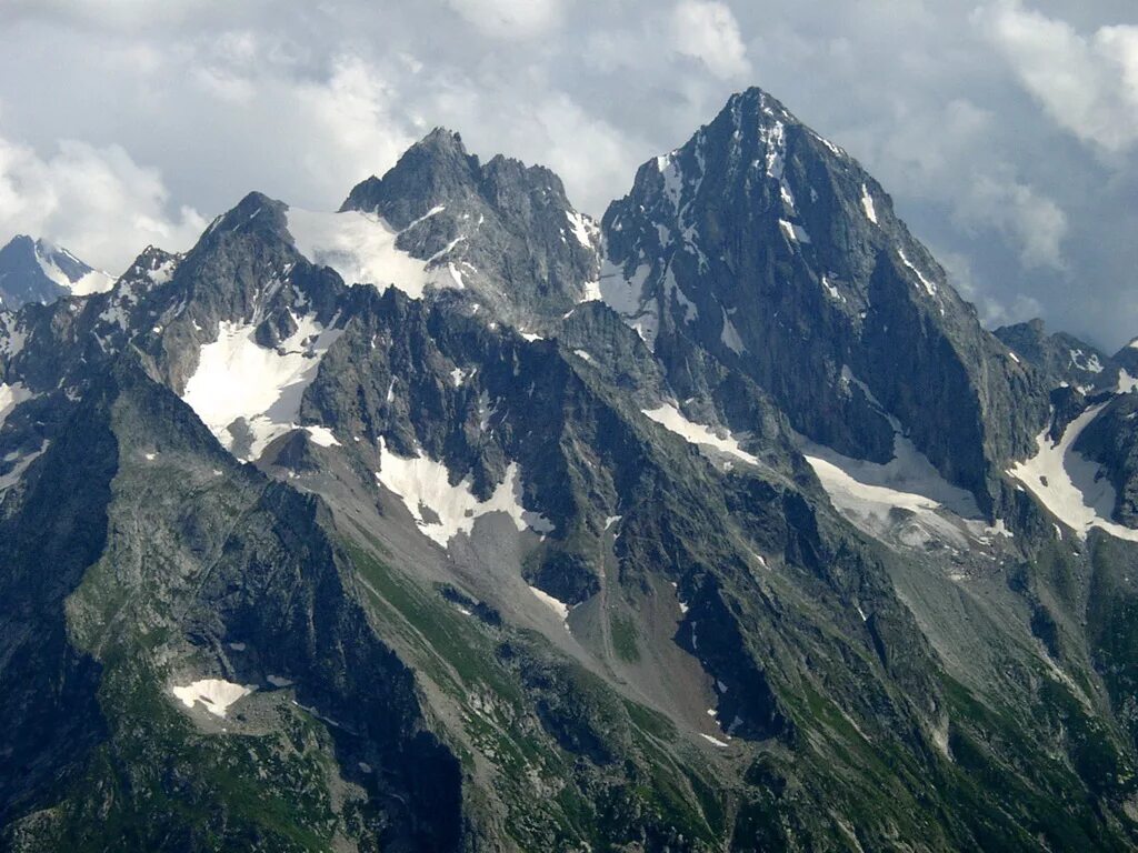 Гора це. Нахар вершина. Гора Килхох. Гора Эльберт Северная Америка. Острые горы.