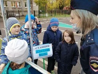 611 г