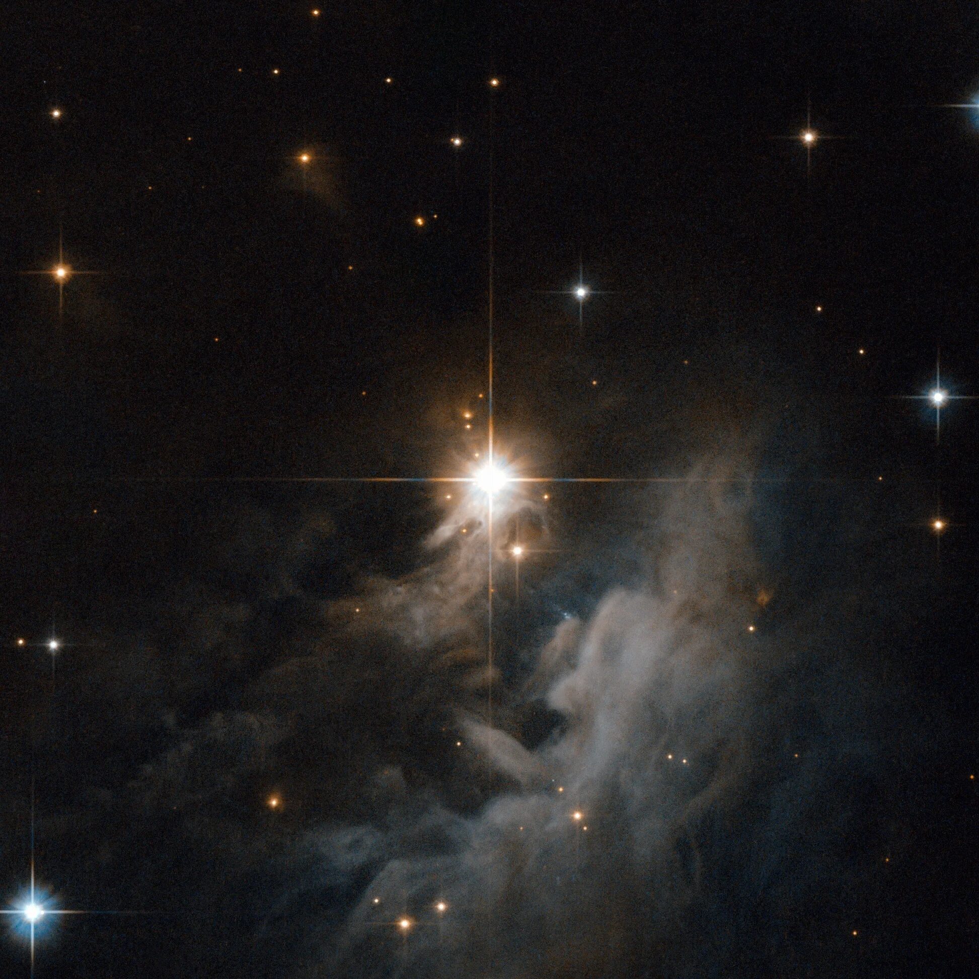 Полярная звезда Хаббл. Звёзды Хербига AE/be. Звезда с неба. Яркая звезда на небе. Почему свет звезд