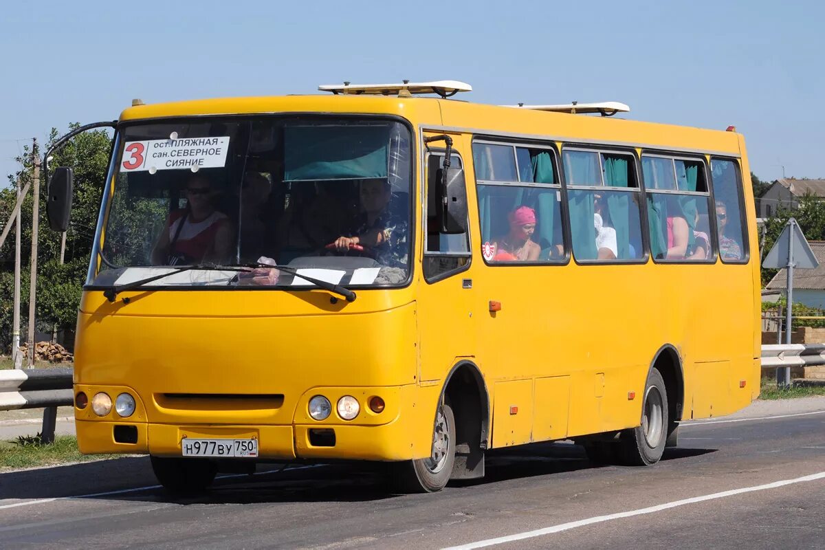 Маршрут 9 евпатория. Саки автобус. Крымские автобусы Саки. Автобус 3 Саки. Маршрутка 3 Евпатория.