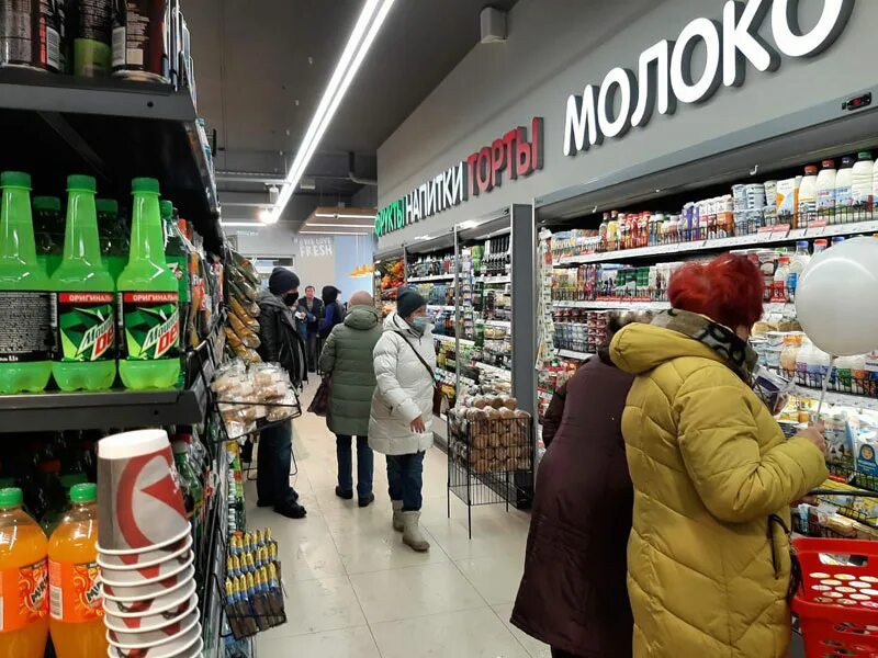 г. днс на щорса. арсенал киров официальный сайт. тц макси на луганской киров. магазин спар киров на лепсе 62.